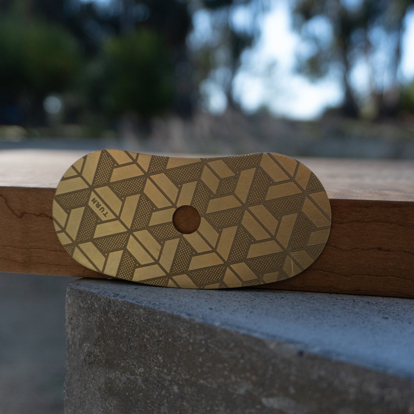 Brass Pottery Rib 02