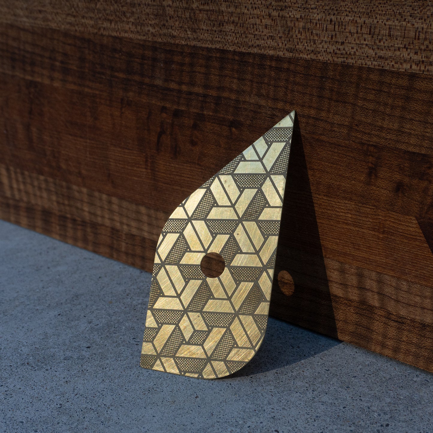 Brass Pottery Rib 04