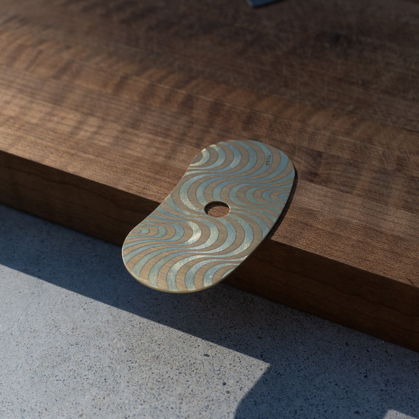 Brass Pottery Rib 02