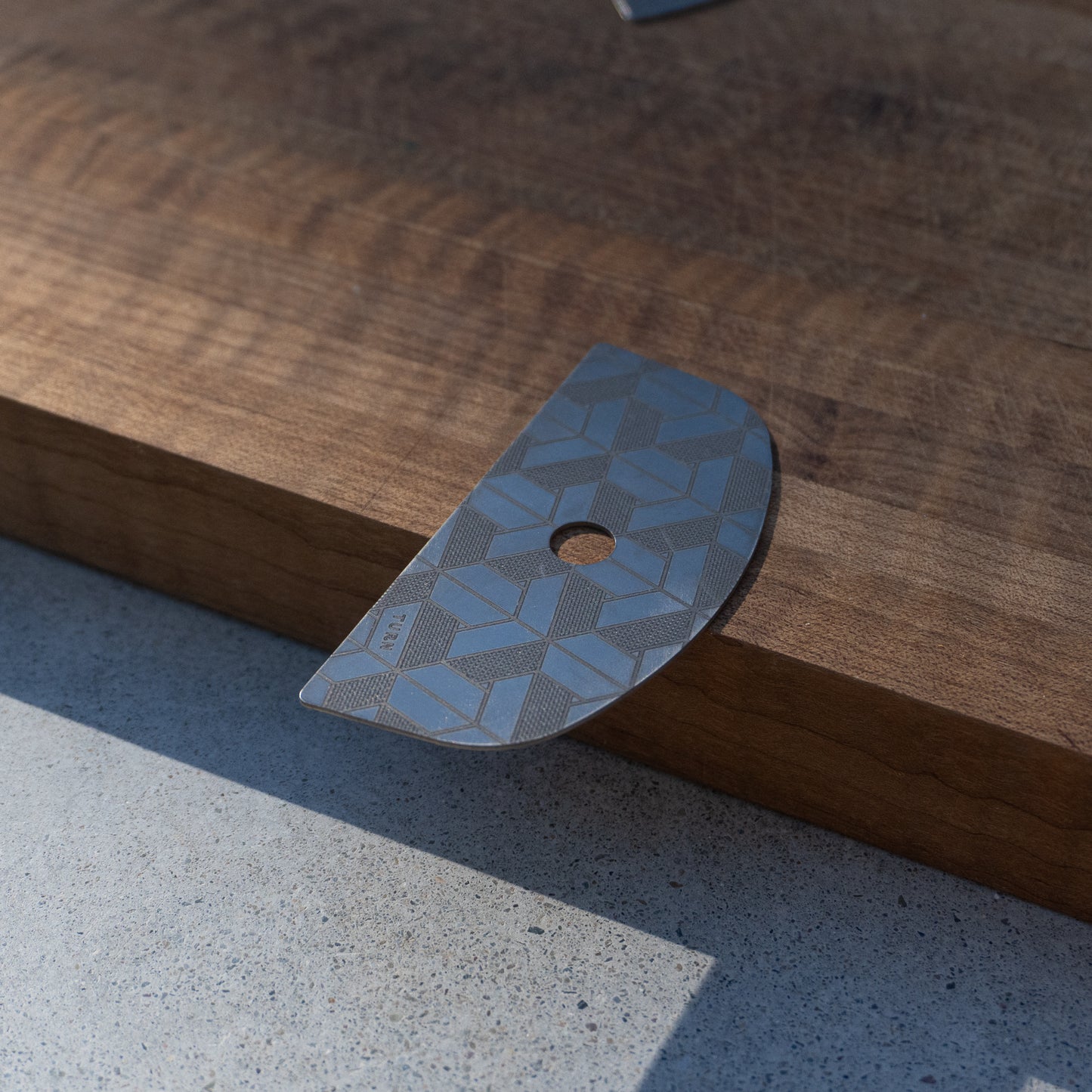 Titanium Pottery Rib 01