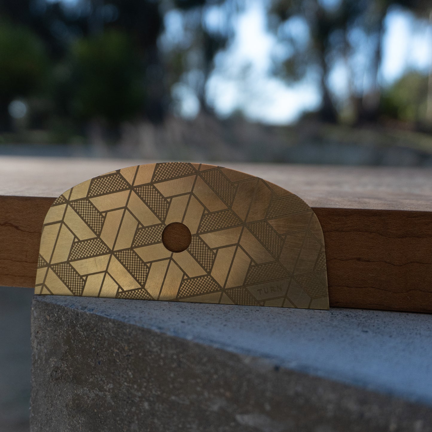 Brass Pottery Rib 01